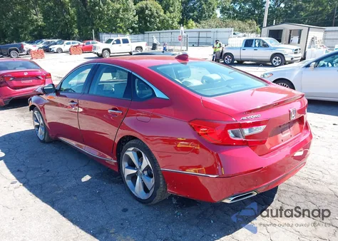 2018 Honda Accord Touring z USA, uszkodzony, nr VIN 1HGCV1F94JA033915
